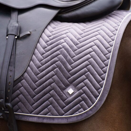 Iejādes sviedrene Shadow Tornado